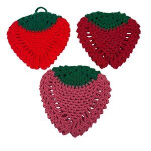 Set of 3 Hand Crochet STRAWBERRY Hot Pads Pot Holders Trivet MCM Retro